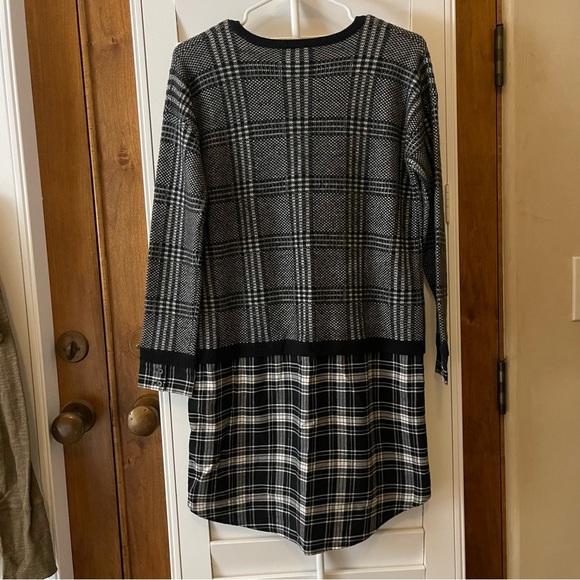 Soft Joie Black and White Long Sleeve Mixed Media Sweater Dress, Small - Picture 12 of 13